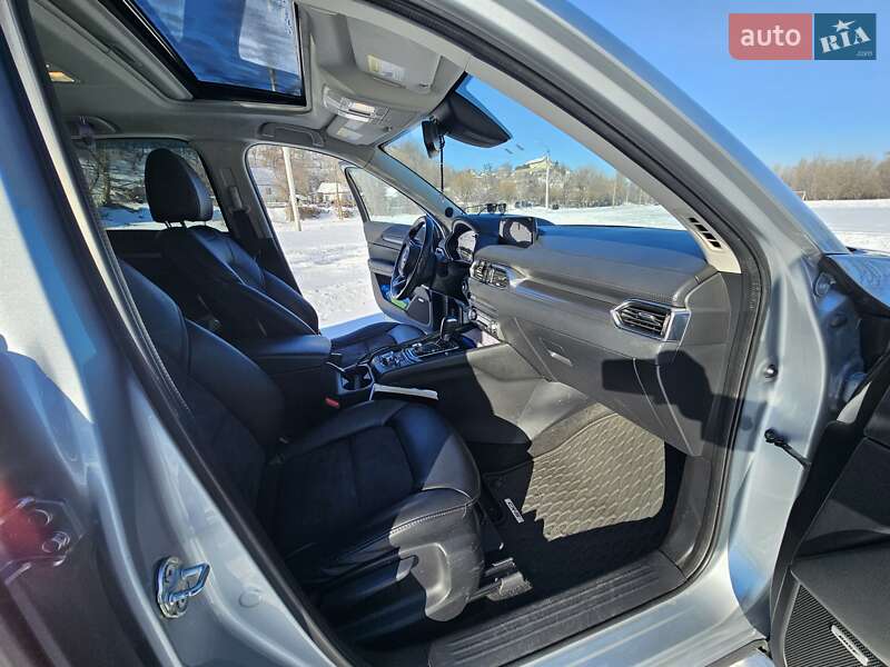 Внедорожник / Кроссовер Mazda CX-5 2017 в Черкассах