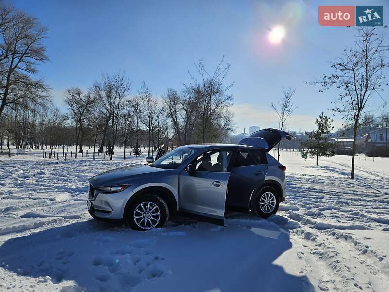 Внедорожник / Кроссовер Mazda CX-5 2017 в Черкассах