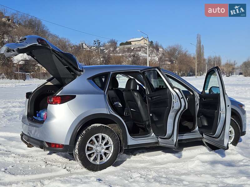 Внедорожник / Кроссовер Mazda CX-5 2017 в Черкассах