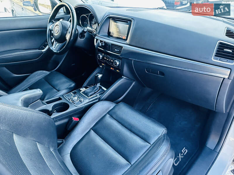 Позашляховик / Кросовер Mazda CX-5 2015 в Києві