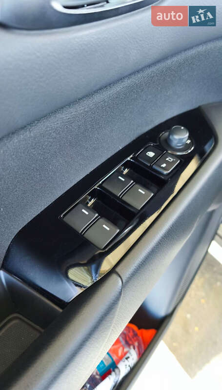 Внедорожник / Кроссовер Mazda CX-5 2020 в Киеве фото 12 Внедорожник / Кроссовер Mazda CX-5 2020 в Киеве