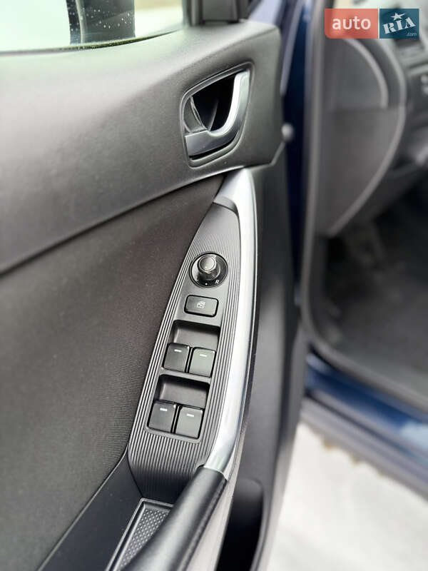 Внедорожник / Кроссовер Mazda CX-5 2014 в Буче