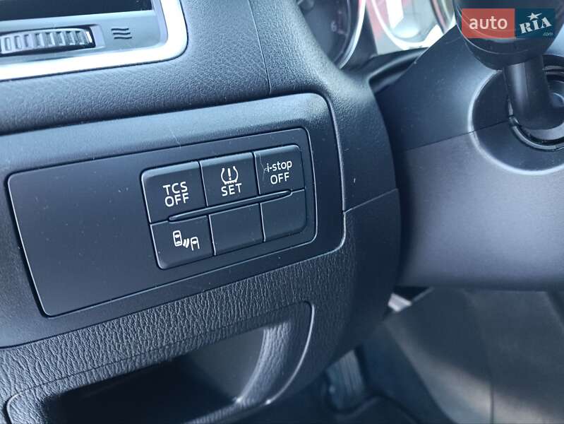 Внедорожник / Кроссовер Mazda CX-5 2015 в Луцке