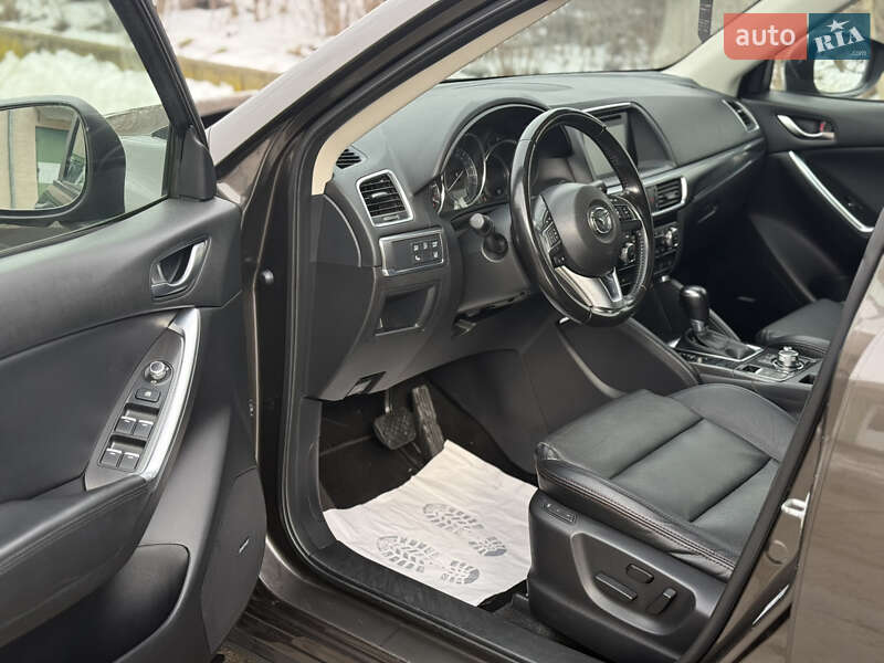 Внедорожник / Кроссовер Mazda CX-5 2016 в Стрые