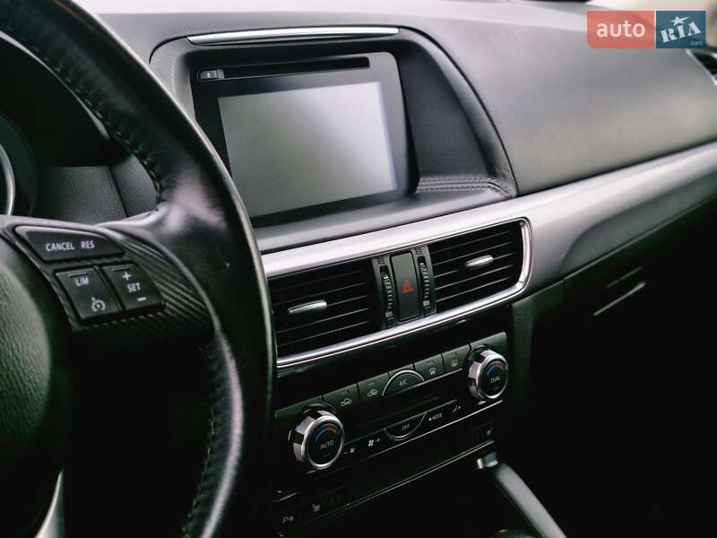 Внедорожник / Кроссовер Mazda CX-5 2015 в Ровно фото 8 Внедорожник / Кроссовер Mazda CX-5 2015 в Ровно