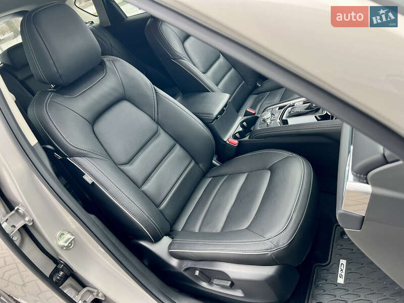 Внедорожник / Кроссовер Mazda CX-5 2025 в Киеве