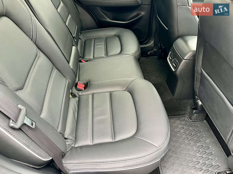 Внедорожник / Кроссовер Mazda CX-5 2025 в Киеве