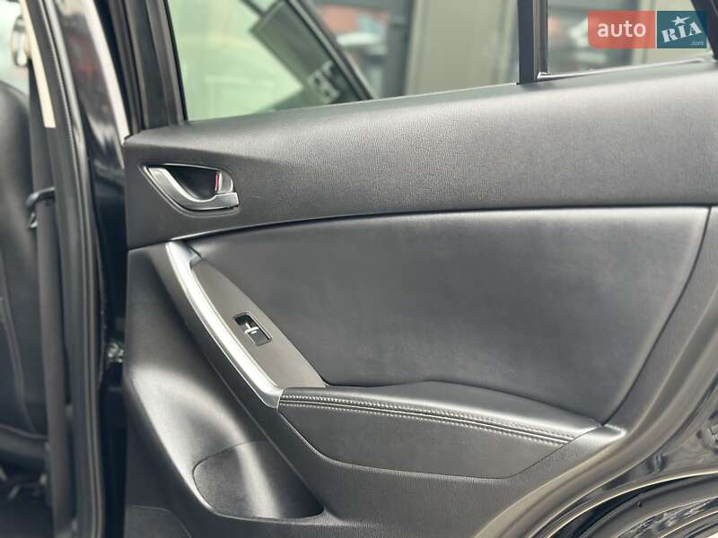 Внедорожник / Кроссовер Mazda CX-5 2015 в Дрогобыче