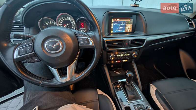 Внедорожник / Кроссовер Mazda CX-5 2015 в Гайсине