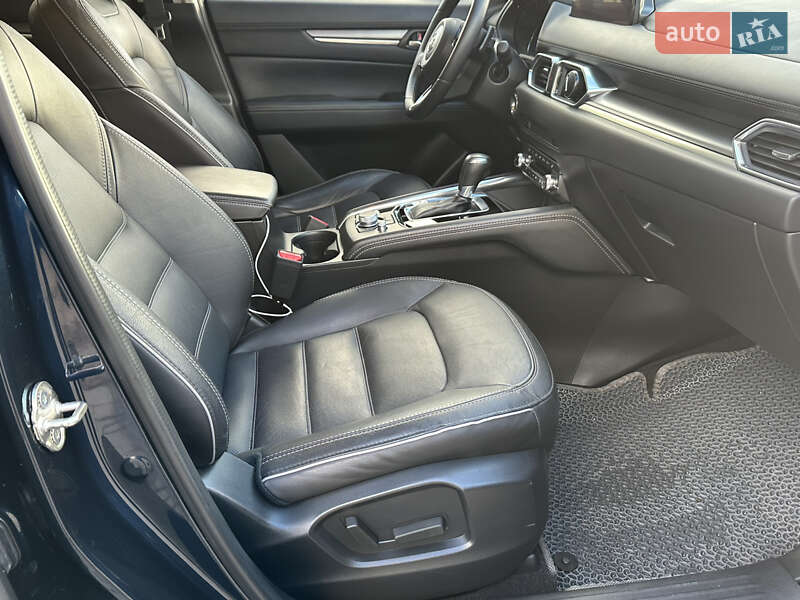 Внедорожник / Кроссовер Mazda CX-5 2023 в Днепре