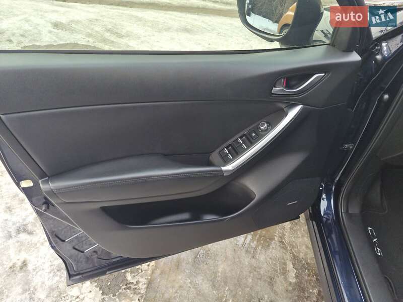 Позашляховик / Кросовер Mazda CX-5 2015 в Києві