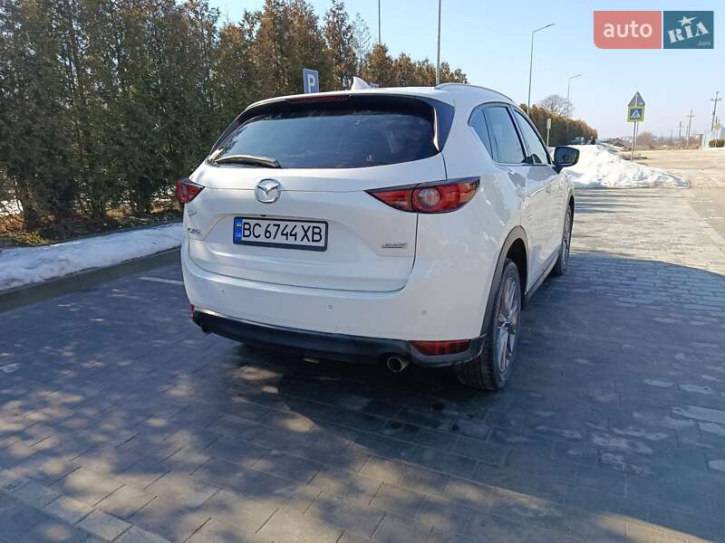 Внедорожник / Кроссовер Mazda CX-5 2019 в Городке