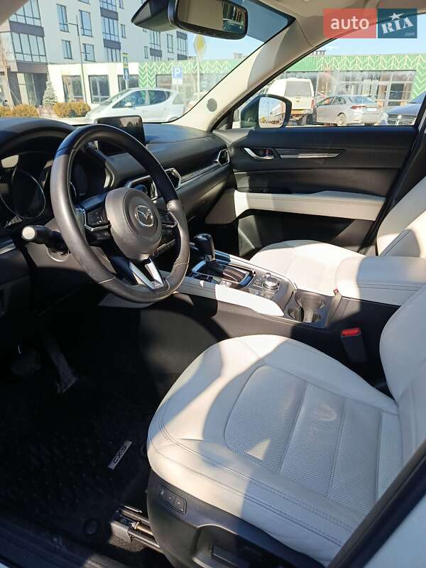 Внедорожник / Кроссовер Mazda CX-5 2019 в Городке