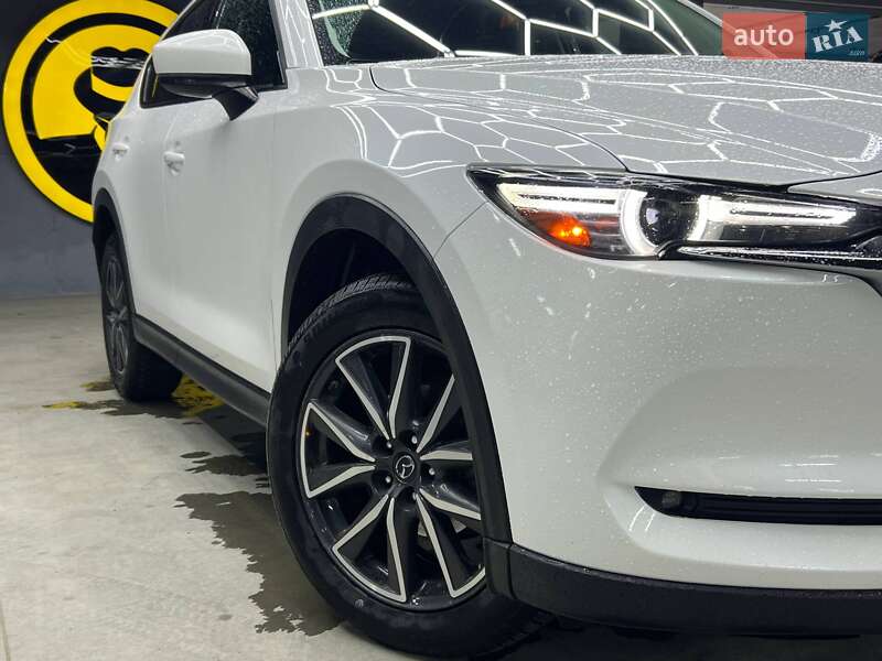Внедорожник / Кроссовер Mazda CX-5 2018 в Черновцах