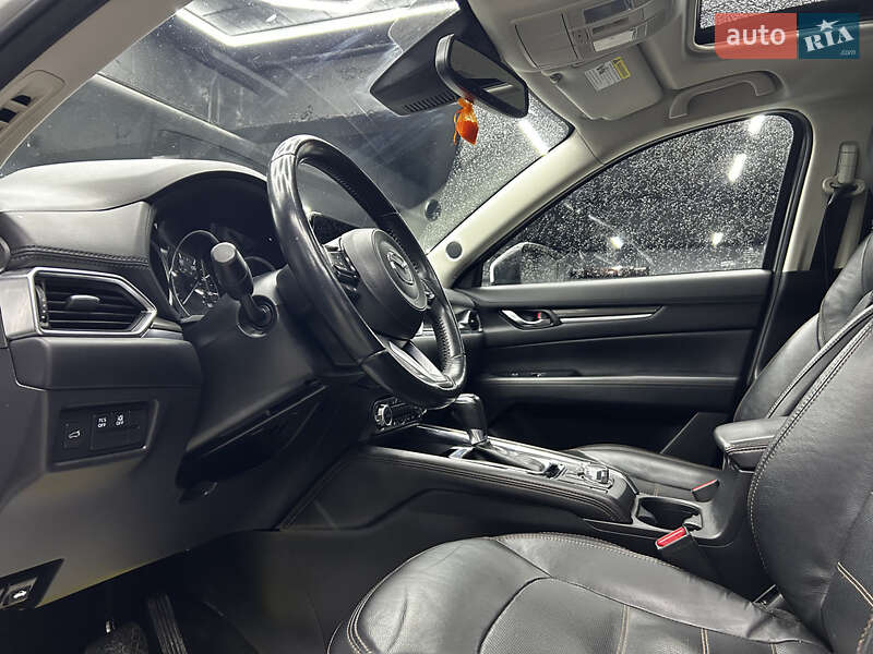 Внедорожник / Кроссовер Mazda CX-5 2018 в Черновцах
