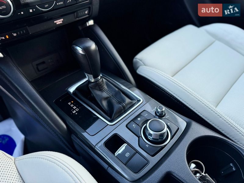 Внедорожник / Кроссовер Mazda CX-5 2015 в Луцке