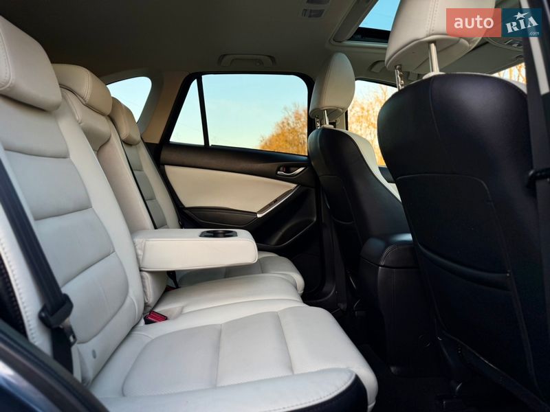 Внедорожник / Кроссовер Mazda CX-5 2015 в Луцке