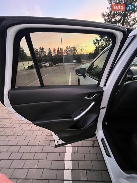 Внедорожник / Кроссовер Mazda CX-5 2016 в Луцке