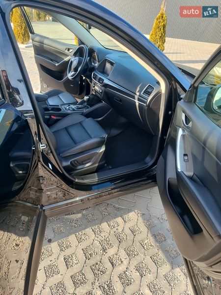 Внедорожник / Кроссовер Mazda CX-5 2016 в Черновцах