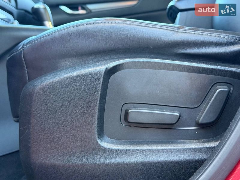 Внедорожник / Кроссовер Mazda CX-5 2019 в Киеве