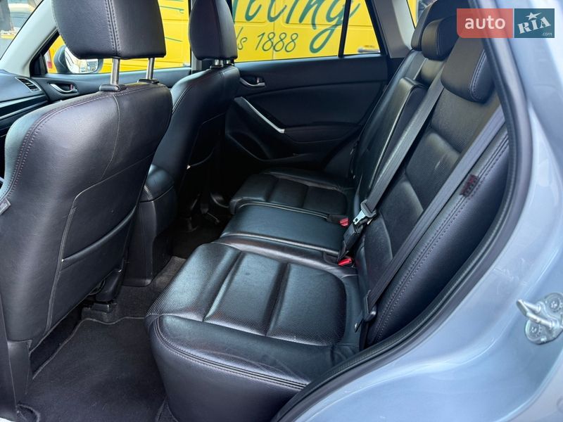 Внедорожник / Кроссовер Mazda CX-5 2016 в Ровно