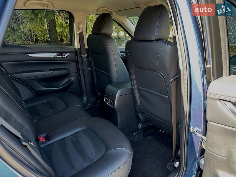 Внедорожник / Кроссовер Mazda CX-5 2023 в Ровно