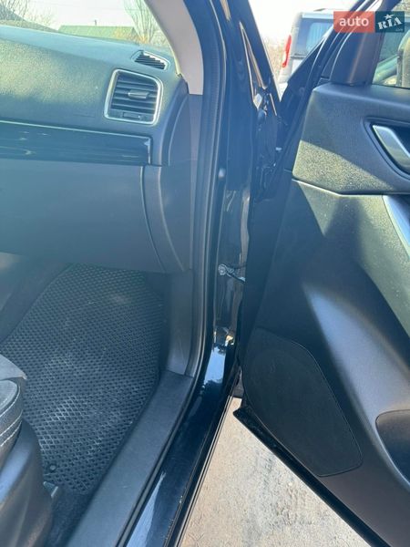 Внедорожник / Кроссовер Mazda CX-5 2016 в Николаеве