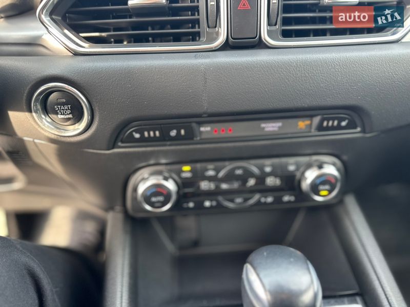 Позашляховик / Кросовер Mazda CX-5 2018 в Дніпрі