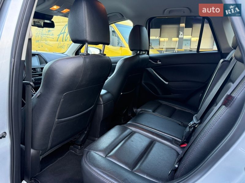Внедорожник / Кроссовер Mazda CX-5 2016 в Ровно