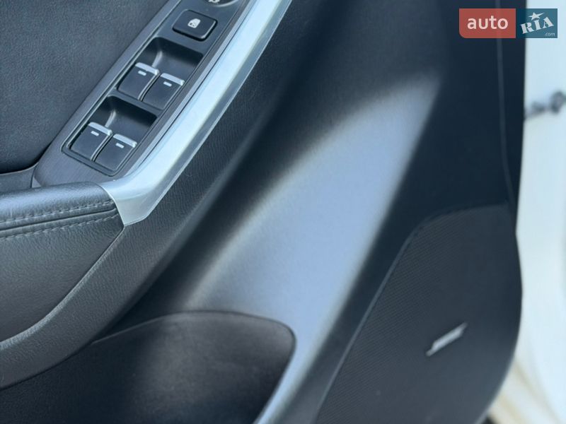 Внедорожник / Кроссовер Mazda CX-5 2015 в Черкассах фото 11 Внедорожник / Кроссовер Mazda CX-5 2015 в Черкассах