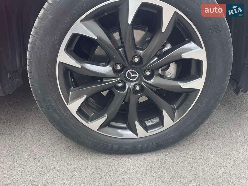 Внедорожник / Кроссовер Mazda CX-5 2015 в Ровно фото 8 Внедорожник / Кроссовер Mazda CX-5 2015 в Ровно