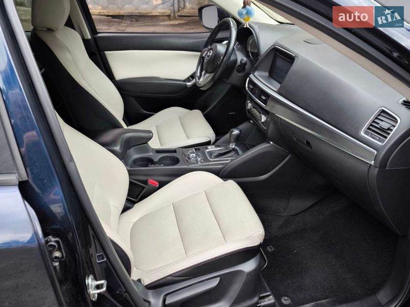 Внедорожник / Кроссовер Mazda CX-5 2016 в Киеве