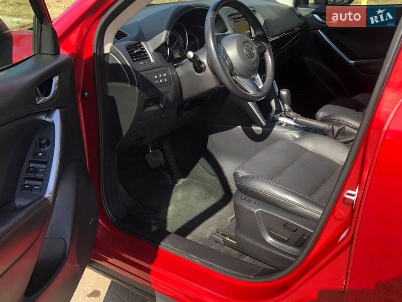 Позашляховик / Кросовер Mazda CX-5 2015 в Рівному
