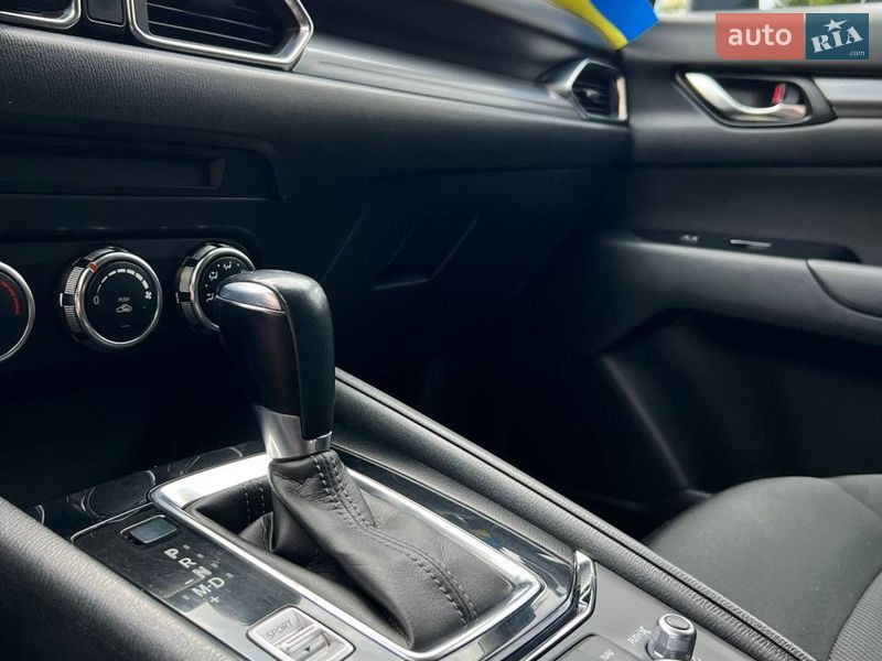 Внедорожник / Кроссовер Mazda CX-5 2017 в Киеве