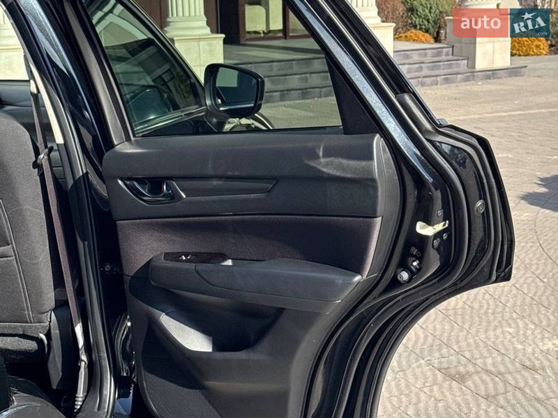 Внедорожник / Кроссовер Mazda CX-5 2018 в Стрые