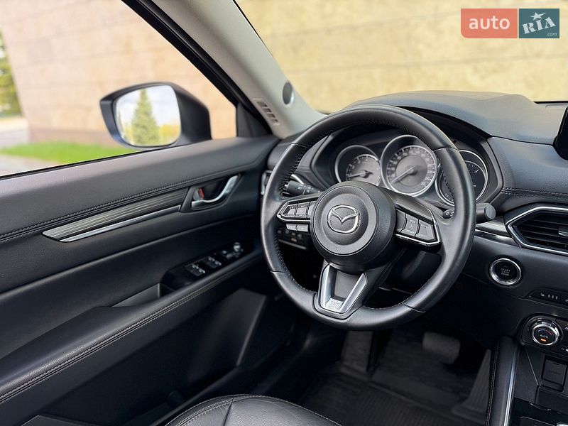 Внедорожник / Кроссовер Mazda CX-5 2018 в Киеве
