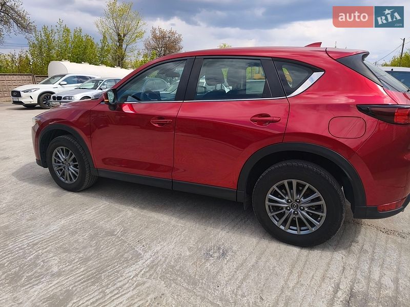 Внедорожник / Кроссовер Mazda CX-5 2017 в Кривом Роге