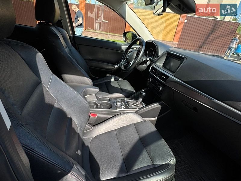 Внедорожник / Кроссовер Mazda CX-5 2016 в Гостомеле