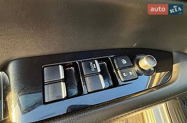 Внедорожник / Кроссовер Mazda CX-5 2017 в Киеве