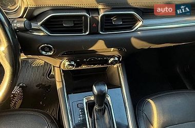 Внедорожник / Кроссовер Mazda CX-5 2017 в Киеве