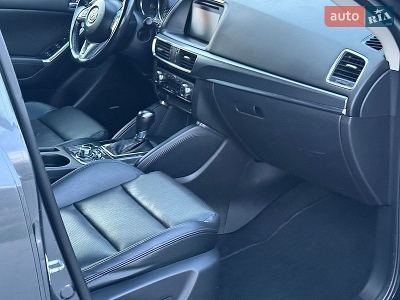 Внедорожник / Кроссовер Mazda CX-5 2015 в Сарнах