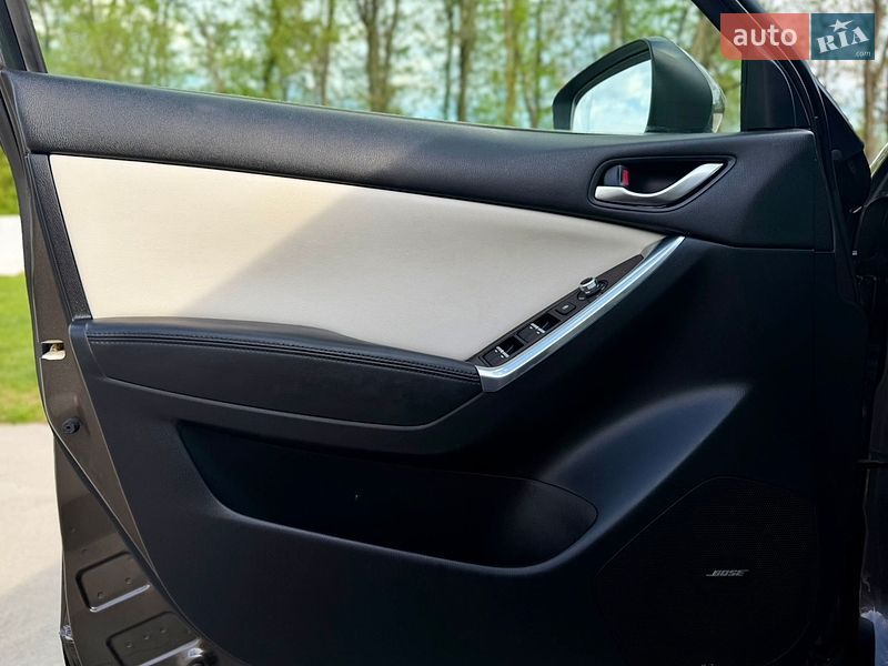 Внедорожник / Кроссовер Mazda CX-5 2016 в Луцке