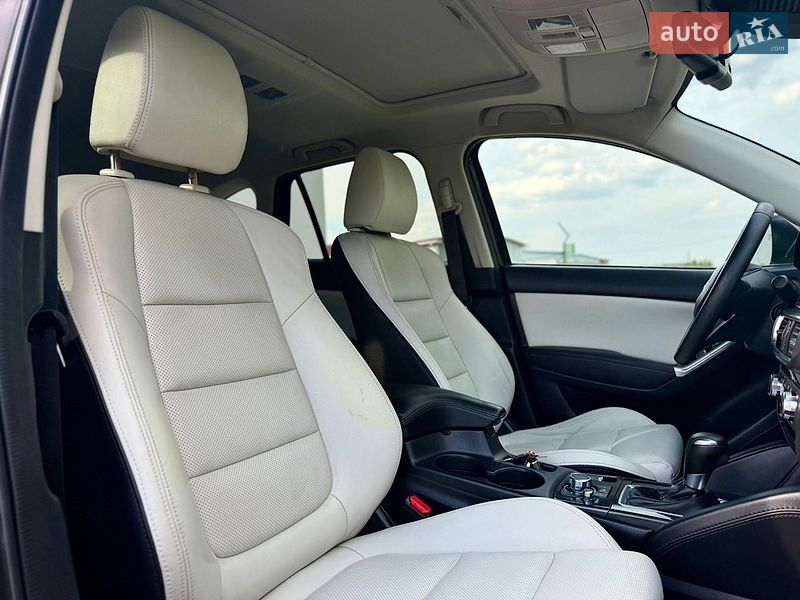 Внедорожник / Кроссовер Mazda CX-5 2016 в Луцке