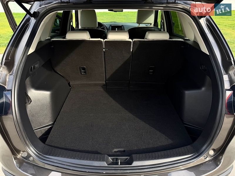 Внедорожник / Кроссовер Mazda CX-5 2016 в Луцке