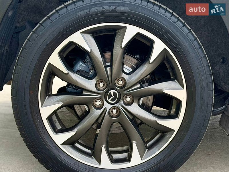 Внедорожник / Кроссовер Mazda CX-5 2016 в Луцке