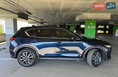Внедорожник / Кроссовер Mazda CX-5 2017 в Киеве