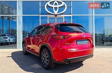 Внедорожник / Кроссовер Mazda CX-5 2017 в Киеве