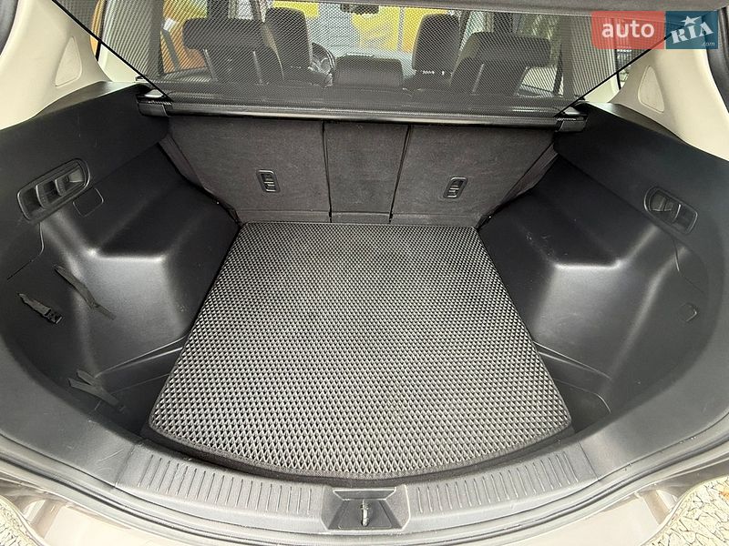 Внедорожник / Кроссовер Mazda CX-5 2016 в Стрые