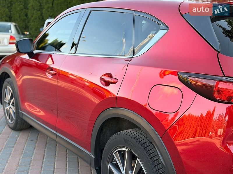 Внедорожник / Кроссовер Mazda CX-5 2018 в Староконстантинове