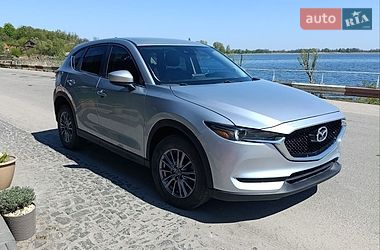 Внедорожник / Кроссовер Mazda CX-5 2017 в Киеве